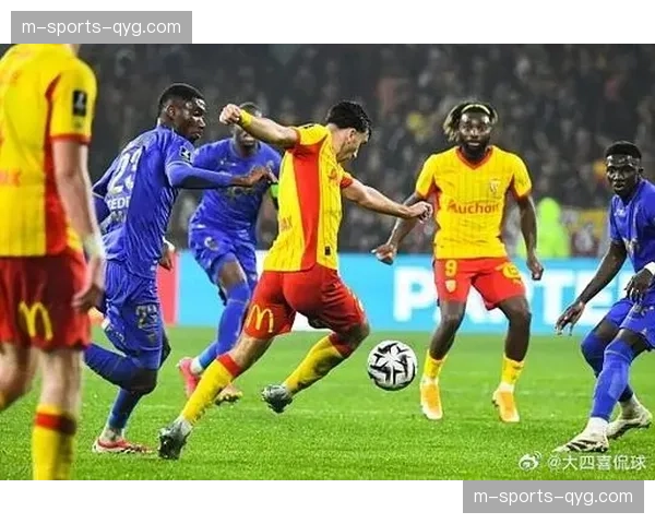 斯特拉斯堡进攻效率低下：17次射门仅2次射正